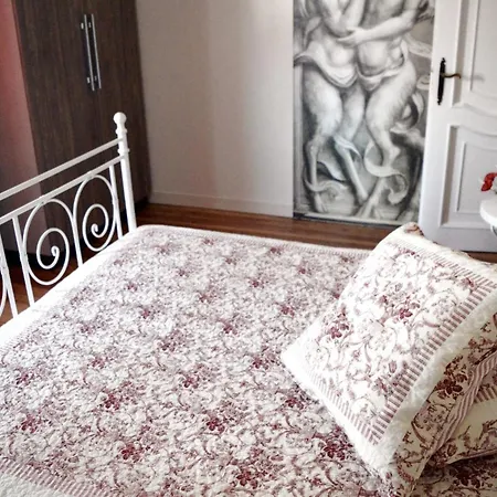 Ceirano Bed and Breakfast 3*